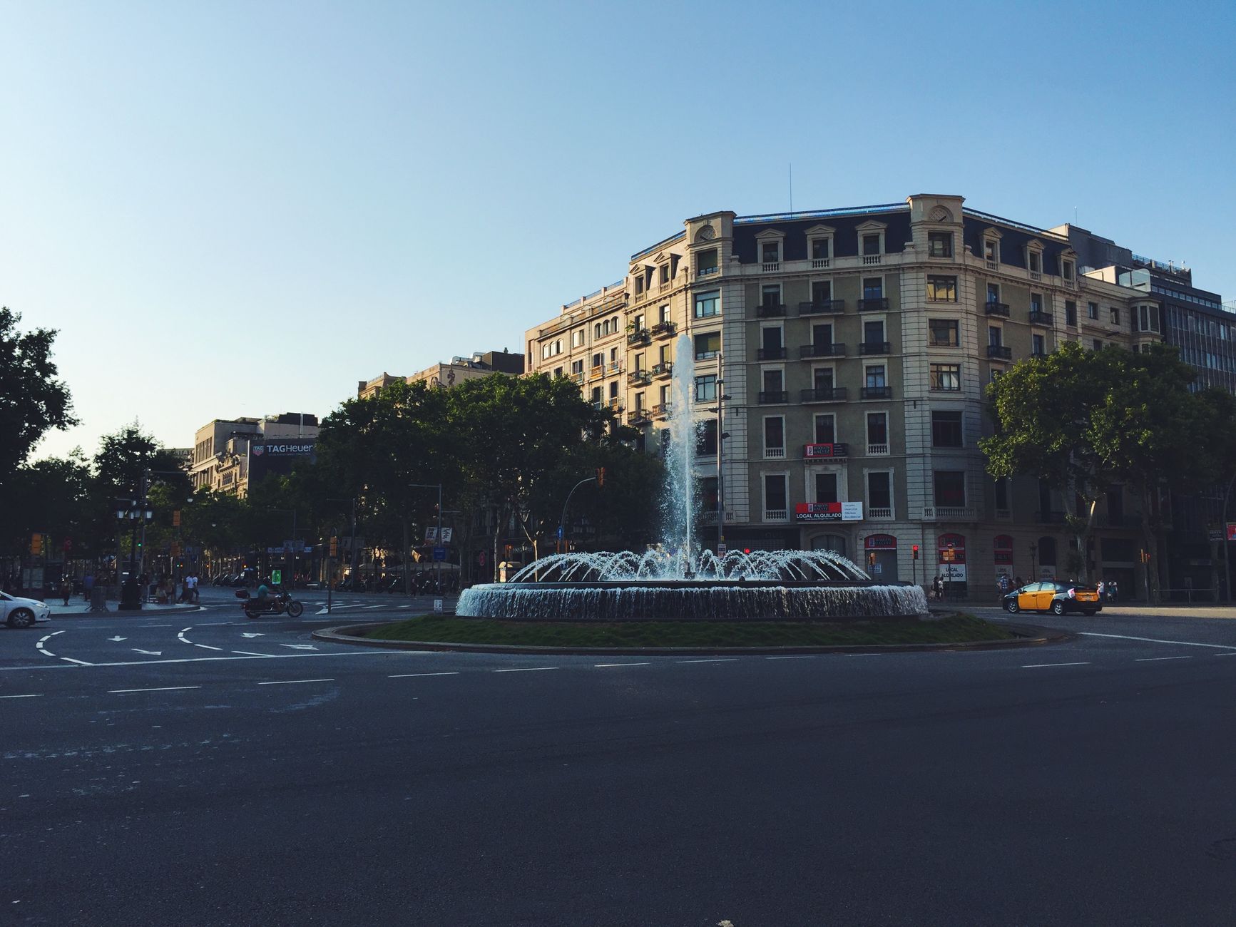 Plaça de la Vila de Gràcia — The Village Heart