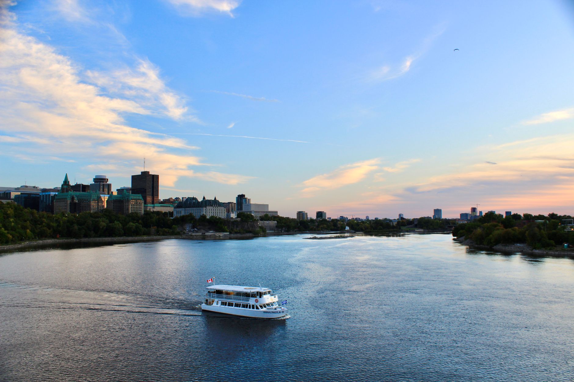 Ottawa: Sightseeing River Cruise
