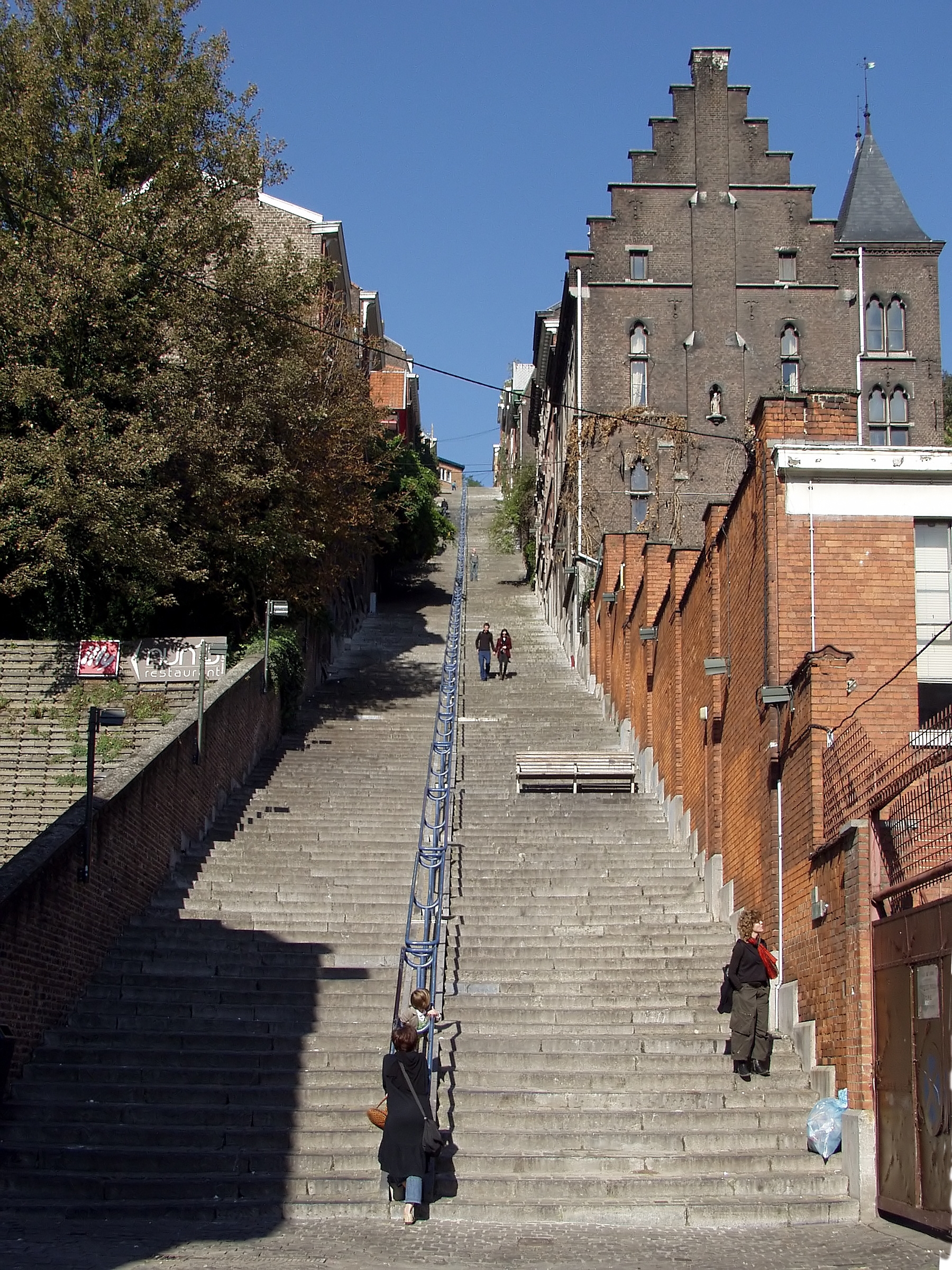 Montagne de Bueren — a staircase through the city